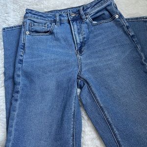 American Eagle Mom Jeans